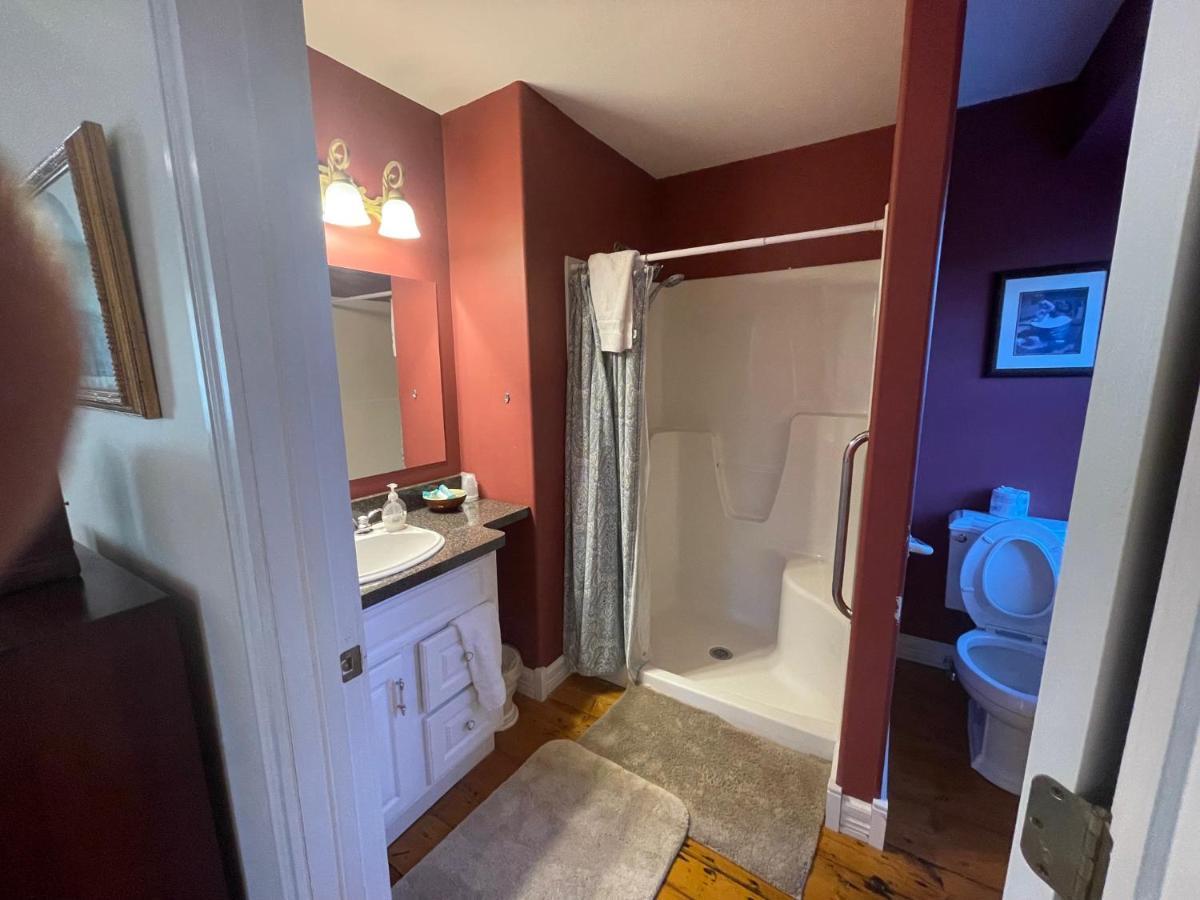 Dodds Brick House Bed & Breakfast North Hero Экстерьер фото