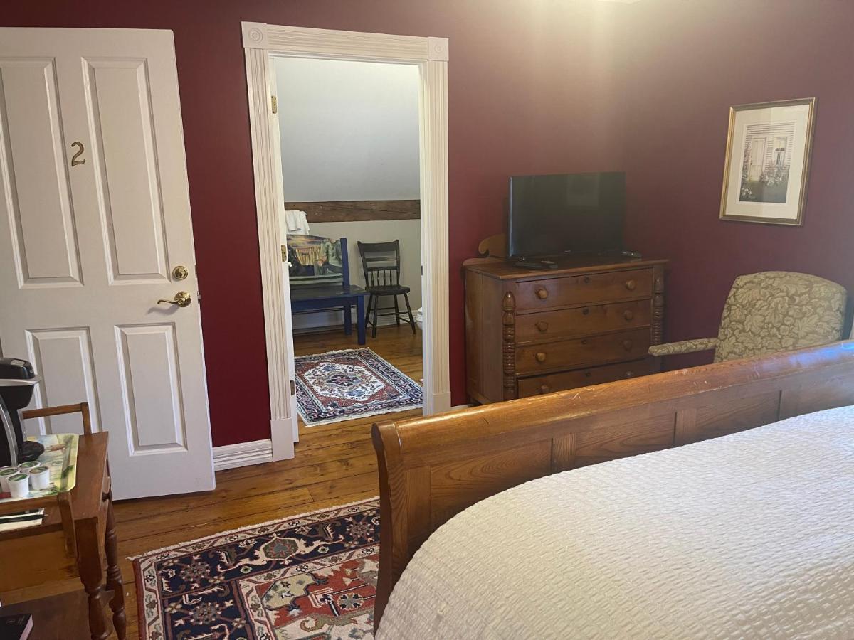 Dodds Brick House Bed & Breakfast North Hero Экстерьер фото